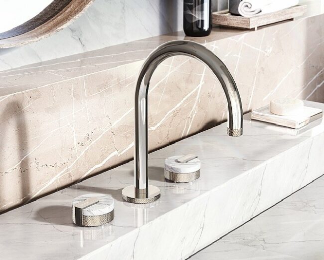 Graff Mod 3-Piece Basin Mixer: Fluid Linear Detail | Kallums Bathrooms