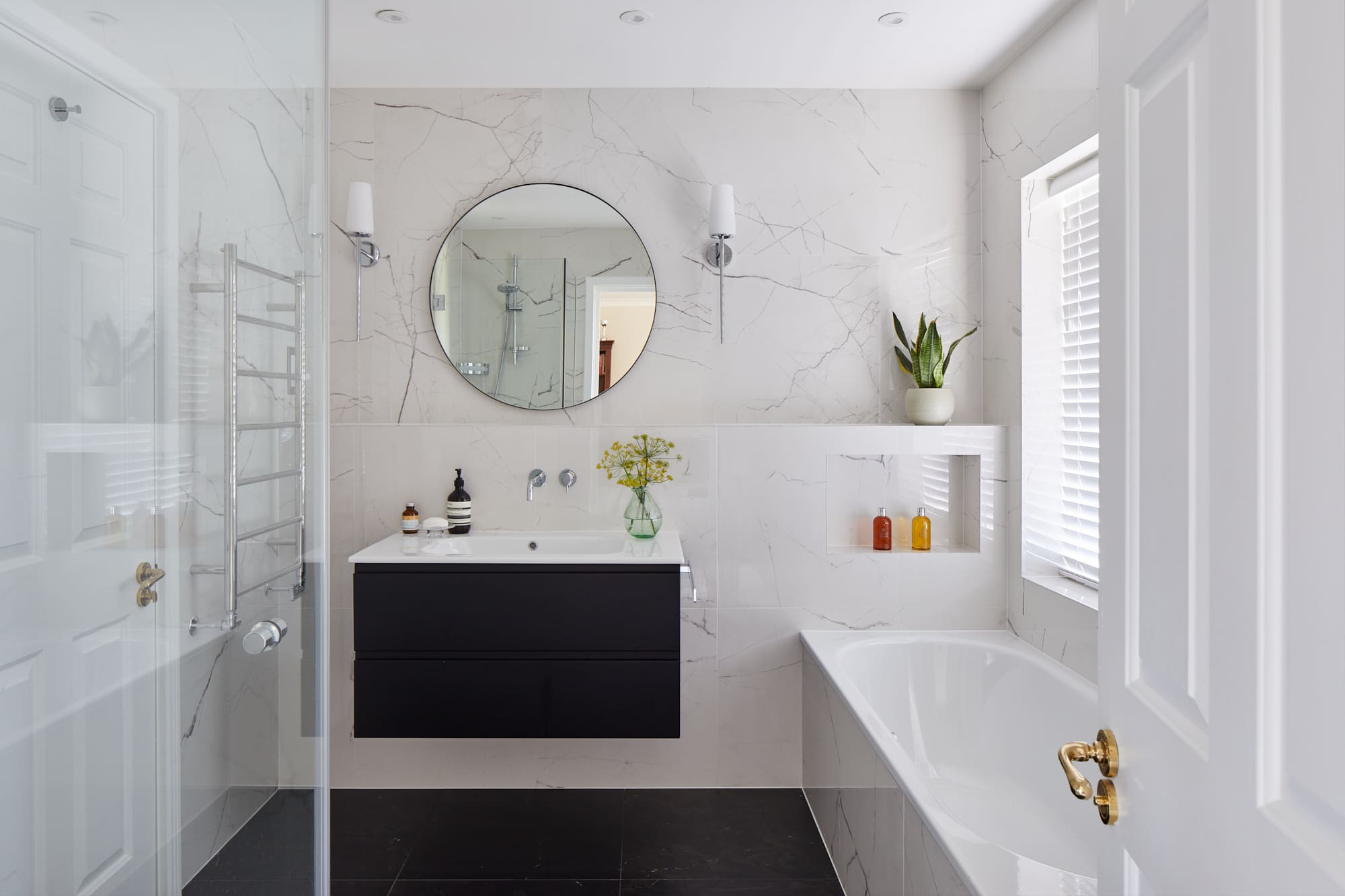En Suite - Monochrome Bathroom Ideas - Cardinal House