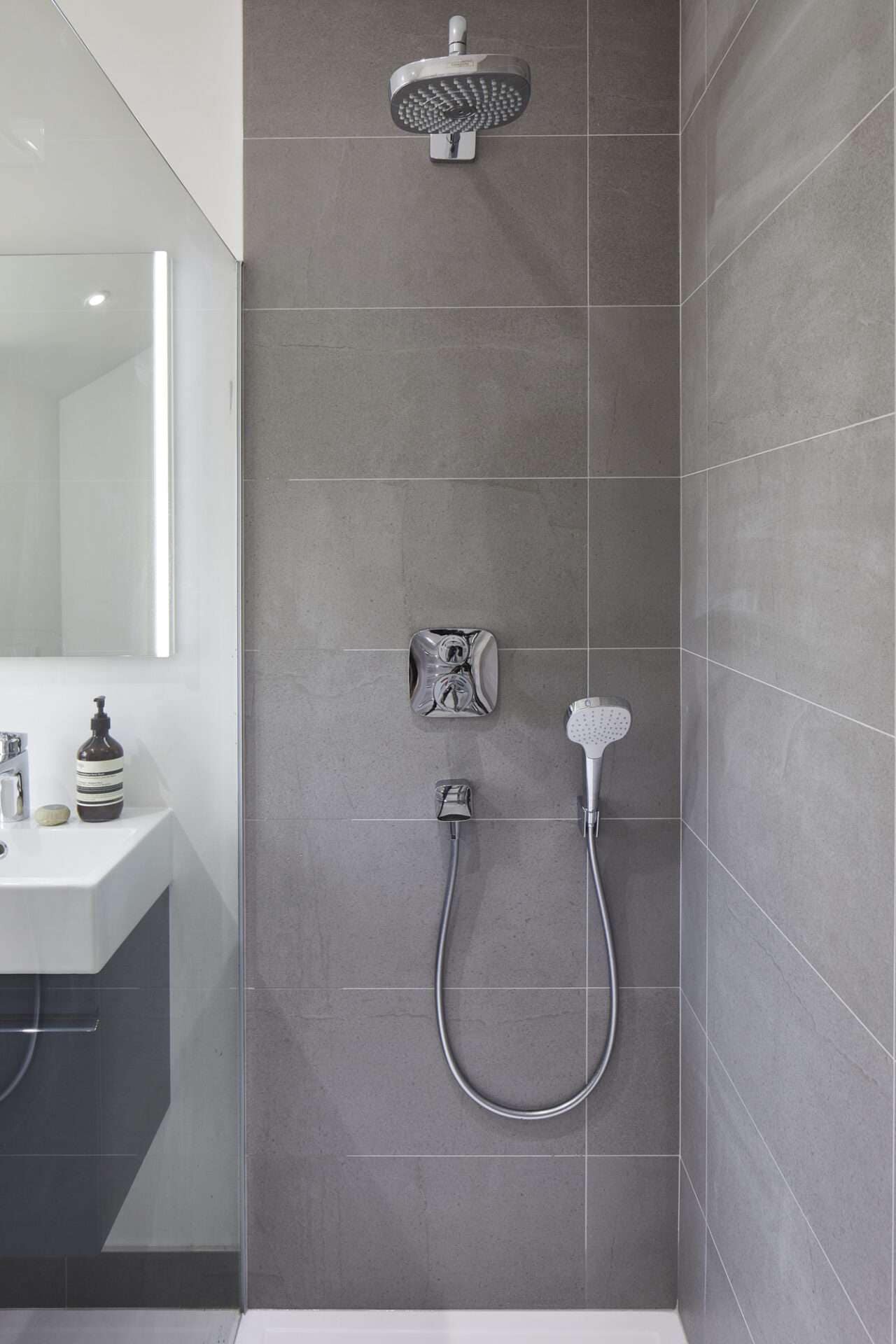 Small Bathrooms | Inspiration & Designs for London's Small Bathrooms