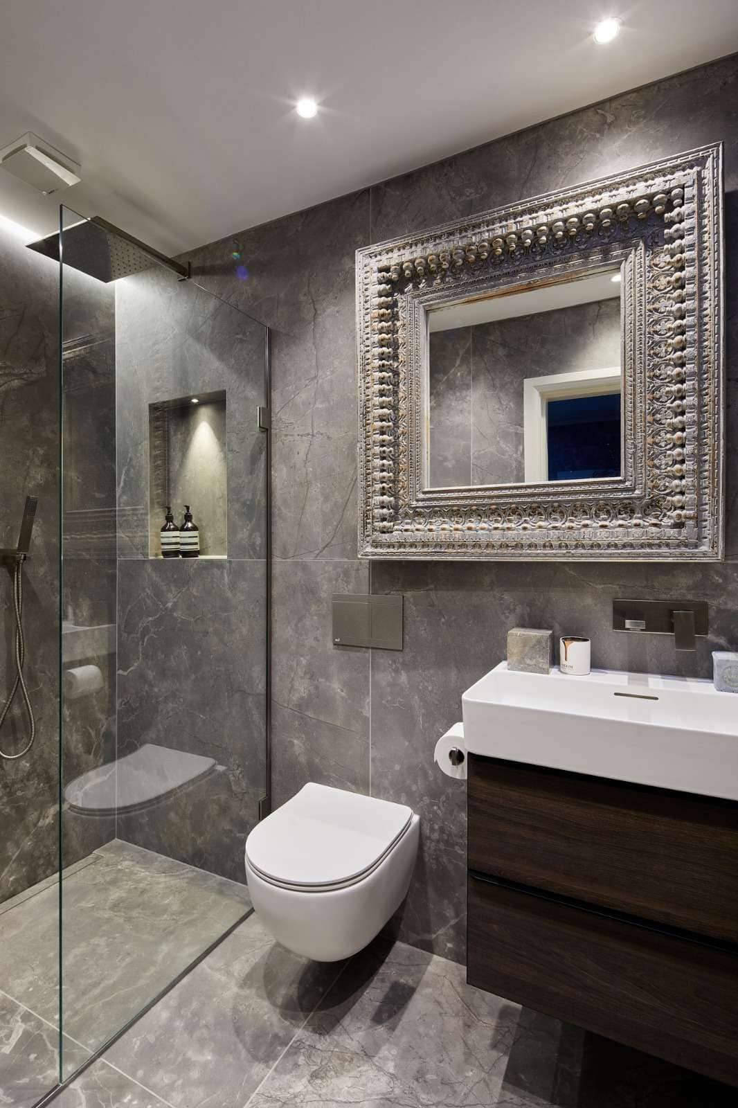 Small Bathrooms Inspiration & Designs for London's Small Bathrooms