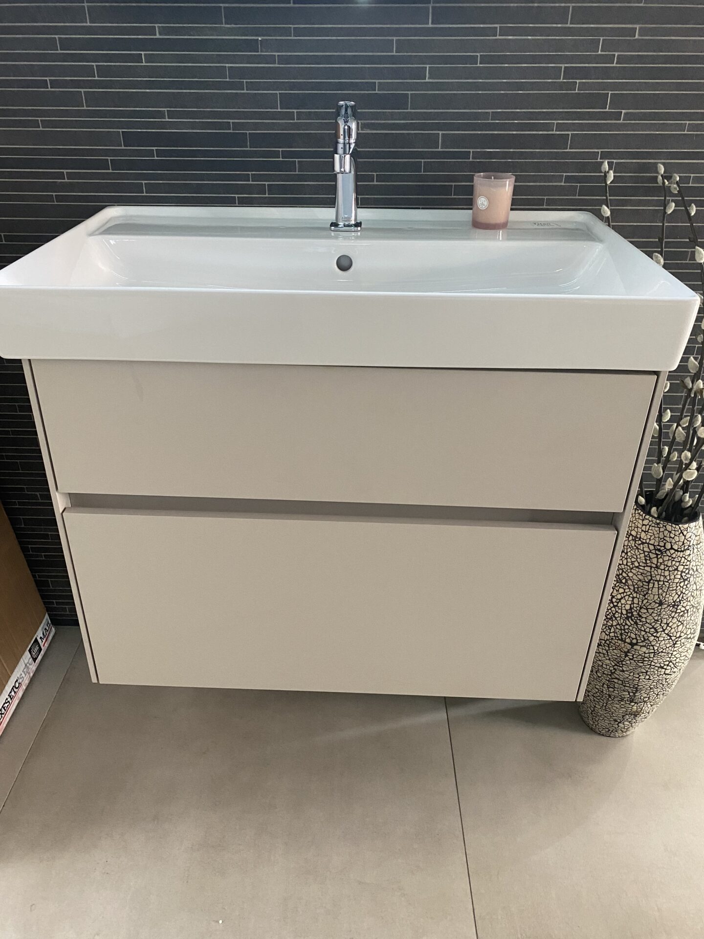 Villeroy and Boch Collaro in Soft Grey