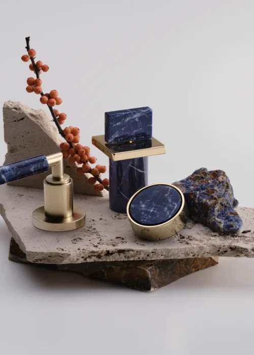 Dornbracht-Atelier_Handles_Sodalite_01